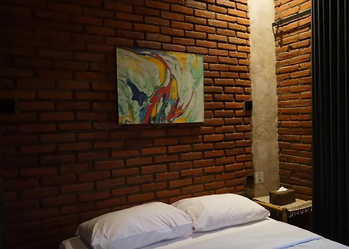 Abrhms Bali